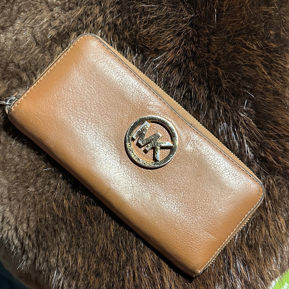 Michael Kors wallet